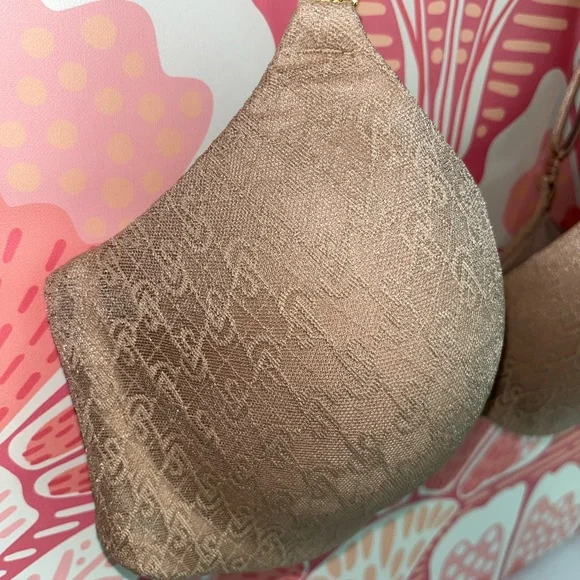 VS Icon Push Up Demi Bra - Picture 5 of 13